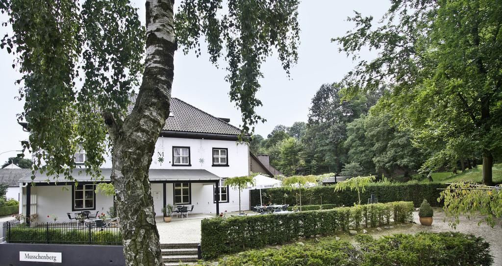 Hotel Musschenberg Beek-Ubbergen Bagian luar foto