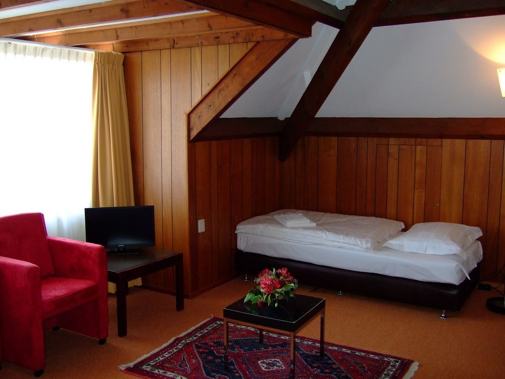 Hotel Musschenberg Beek-Ubbergen Bagian luar foto